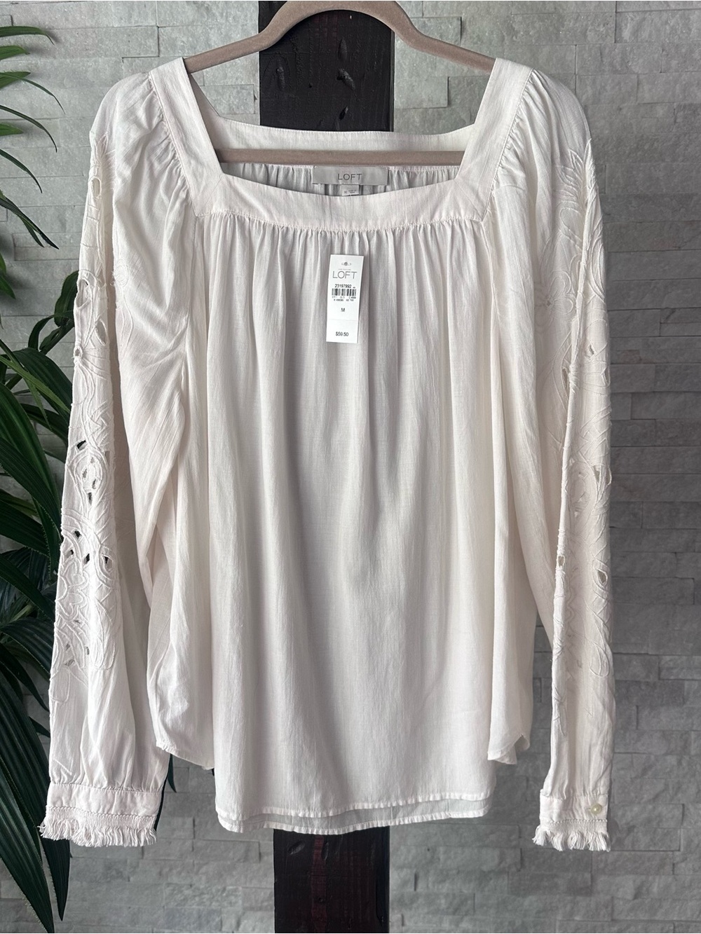 LOFT Cream Embroidered Boho Long-Sleeve Peasant Top Size M New with Tags